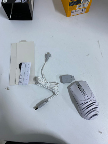 GLORIOUS GLO-MS-OMWV2-MW MODEL O 2 MINI WI(OUTLET)