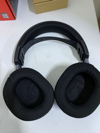 ASUS ROG PELTA KABLOSUZ KULAKLIK(OUTLET)