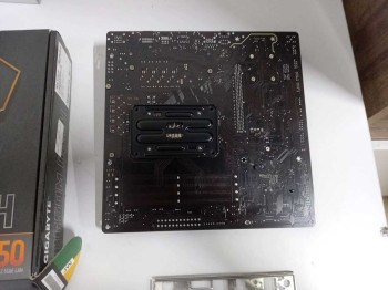 GIGABYTE B650M DS3H DDR5 6400MHZ(OC) M.2 m(OUTLET)