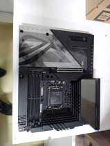 ASUS ROG MAXIMUS Z790 HERO BTF INTEL Z790(OUTLET)