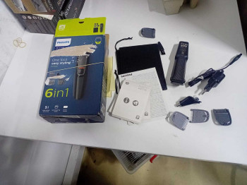 PHILIPS 3000 SERISI MG3710/15 ERKEK BAKIM (OUTLET)