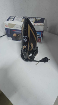 TEFAL FV8064 PUREGLISS 3000 W BUHARLI UTU(OUTLET)