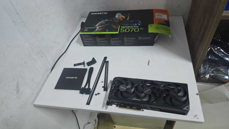 GIGABYTE GV-N507TWF3-16GD RTX5070TI WINDFO(OUTLET)