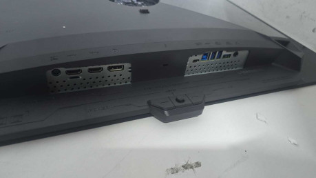 ASUS ROG STRIX XG32UCWG 31.5