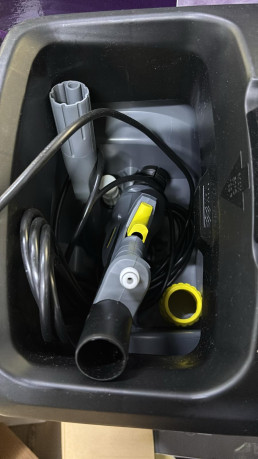 KARCHER PUZZI 10/1 HALI YIKAMA MAKINESI(OUTLET)