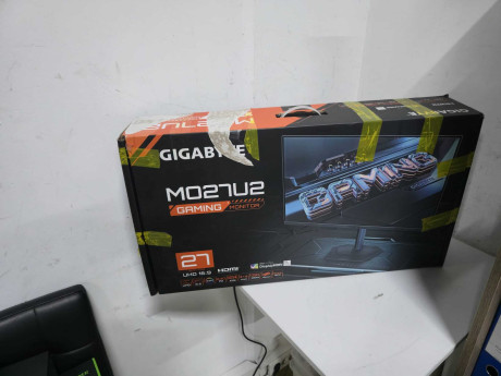 GIGABYTE MO27U2 27